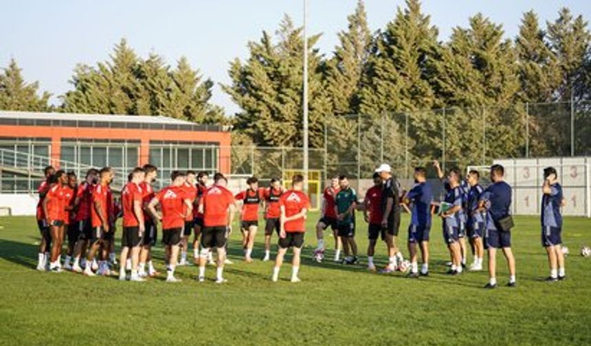 Burak Yılmaz’dan Takıma Jest