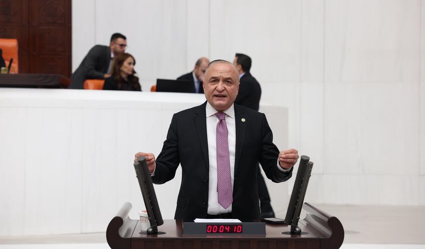 Halk Açken Tarikatlar Büyüyor