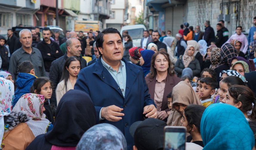 Başkan Yılmaz’ın Mahalle Ziyareti Mitinge Döndü