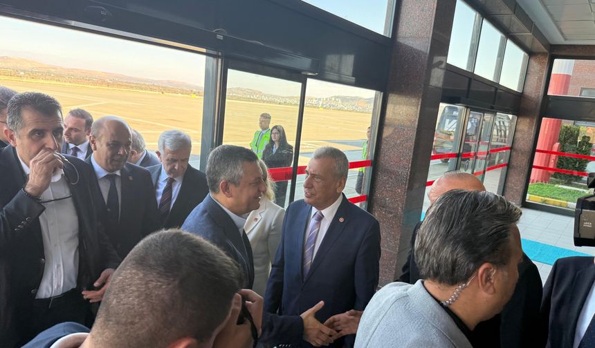 Gaziantep’te Özgür Özel’e Büyük Coşku