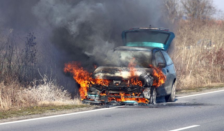 Gaziantep’te Araç Yangını