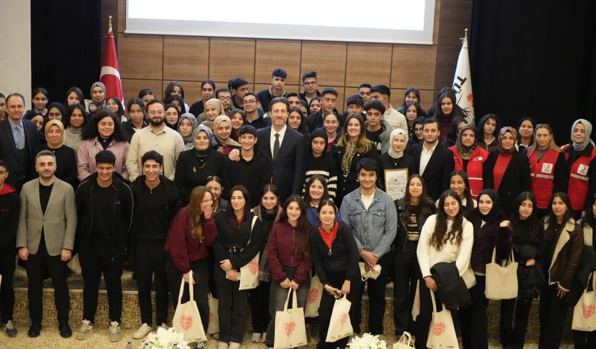 İyilik Halini Artır, Gençliği Güçlendir