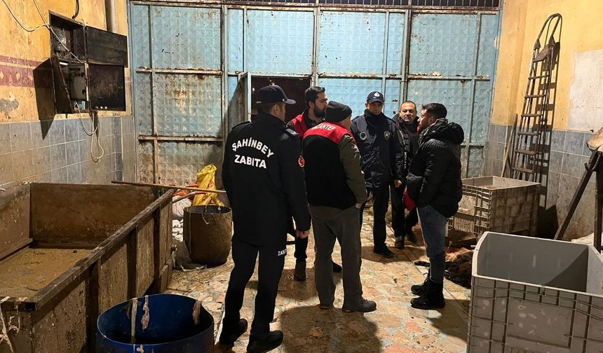 Gaziantep'te Zabıta Baskınında Şoke Eden Görüntüler