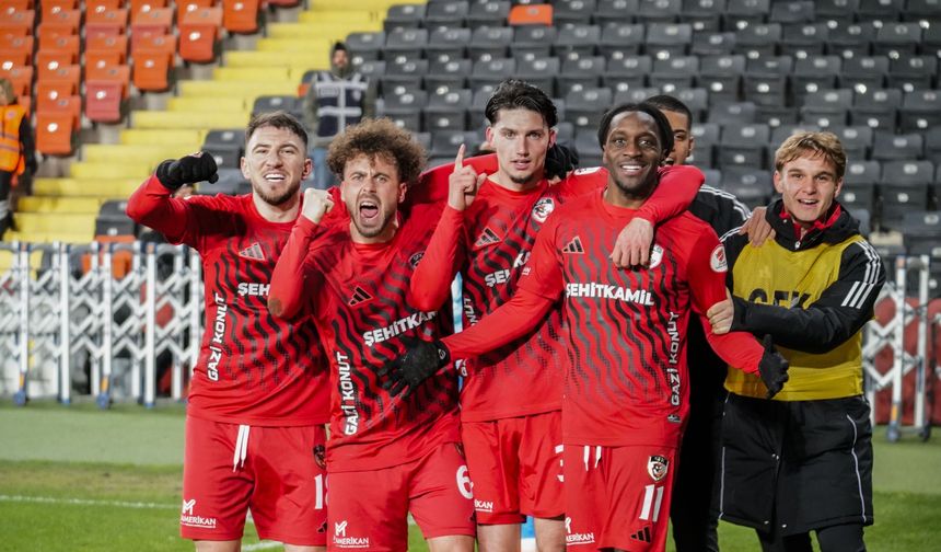 10 Kişi Kaldılar Ama Pes Etmediler