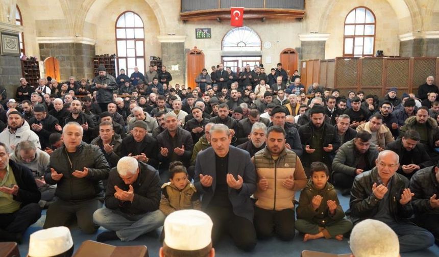 6 Şubat Şehitleri İçin Dualar Yükseldi