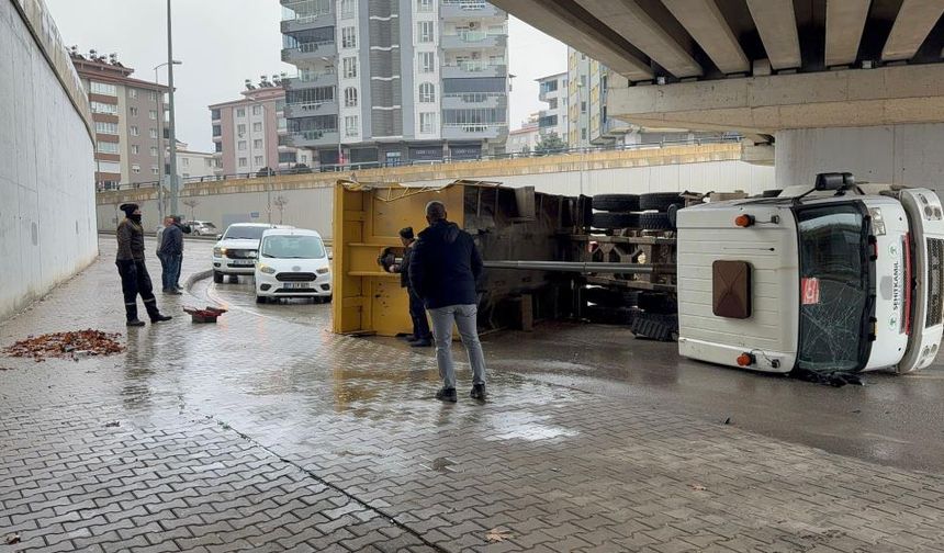 Seyir Halinde Damperi Açıldı