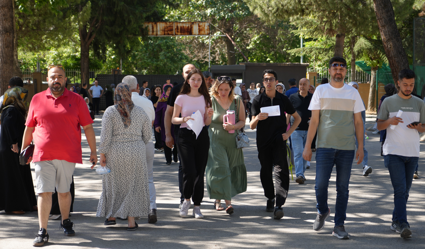 Gaziantep'te YKS Heyecanı Sürüyor