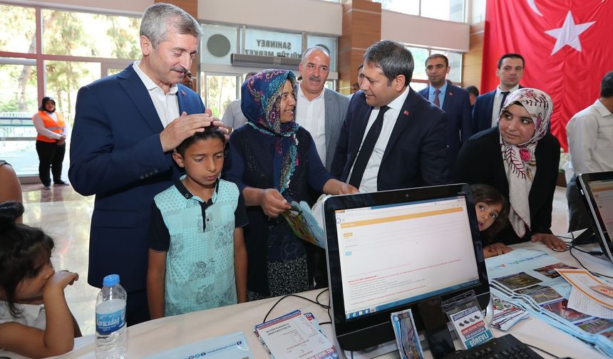 Başkan Tahmazoğlu Karne Müjdesini Verdi