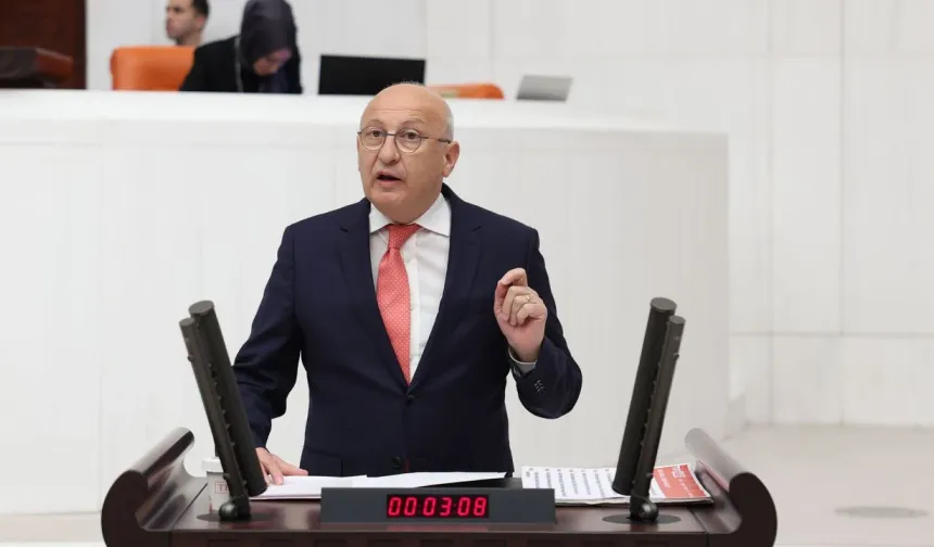 Çakırözer’den Basın İlan Kurumu İçin Dikkat Çeken Tepki