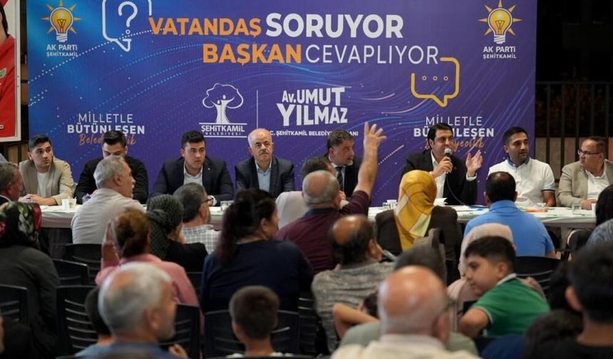 Vatandaş mikrofona geçti, Başkan not aldı