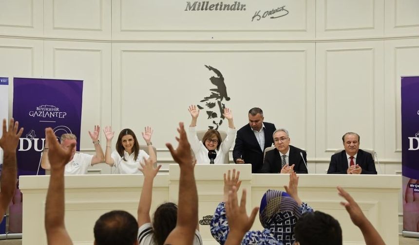 Büyükşehirden işitme kayıplı çocuklara destek