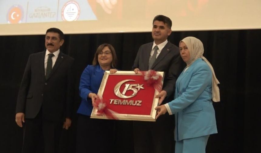 Fatma Şahin’den 15 Temmuz Mesajı