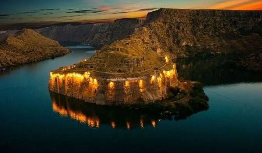 Gaziantep’te Güneş Batınca Şehrin Ritmi Değişiyor