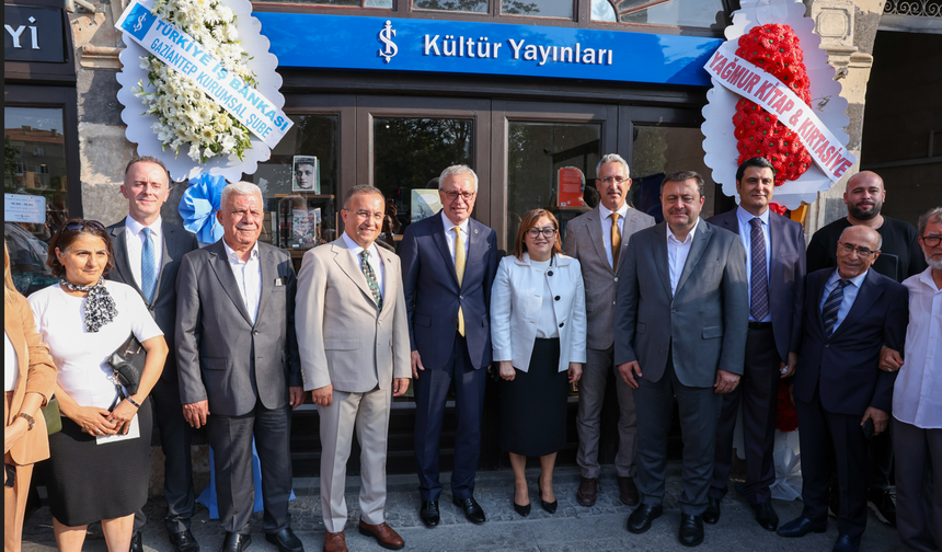 Gaziantep'te Dev Kitabevi Açıldı