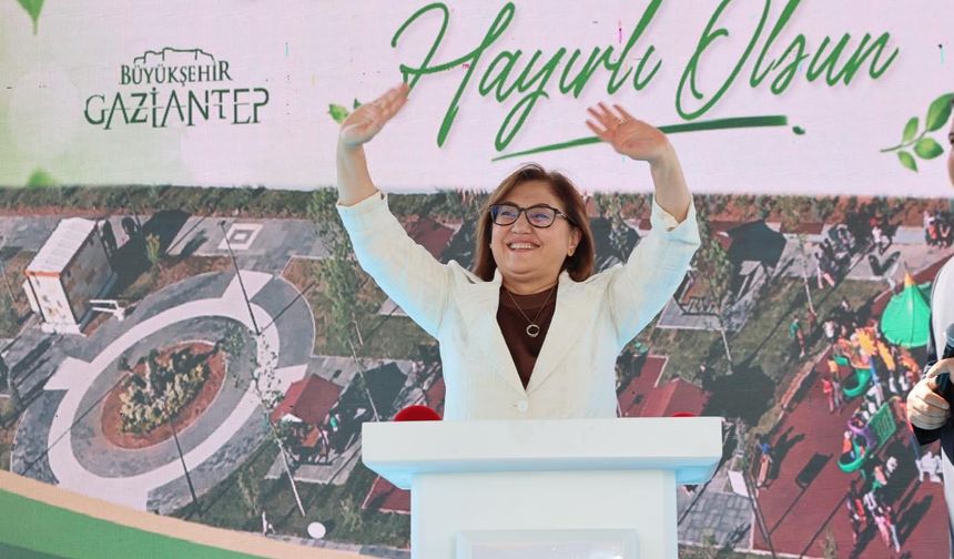 Gaziantep'te Fırat Mahallesine Nefes Aldıracak Park Açıldı