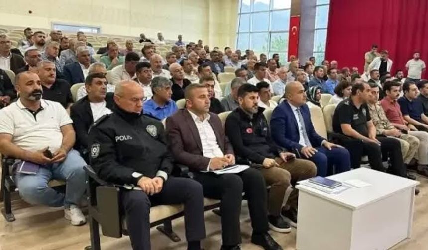 Nurdağı'nda muhtarlarla koordinasyon toplantısı