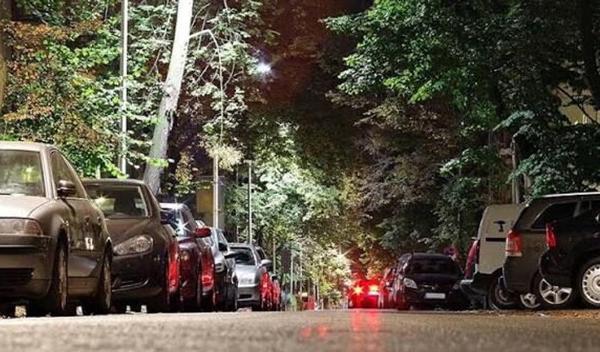 Gaziantep’te Arabasını Böyle Park Eden Yandı