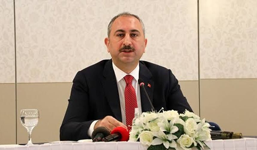 Abdulhamit Gül'den Meclis'te Birlik Çağrısı