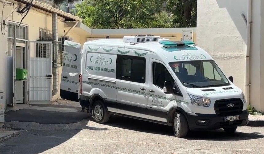 Boyacı Ustası 20 Bin Liralık Alacağını İstedi, Canından Oldu