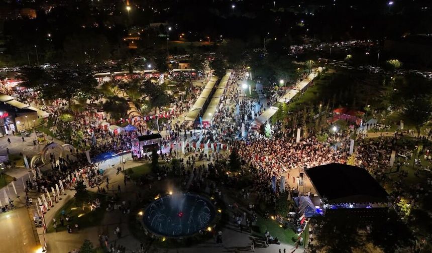 Festival Park 4 Günde 160 Bin Kişiyi Ağırladı