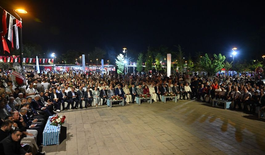 Festival Park'ta kültür buluşması