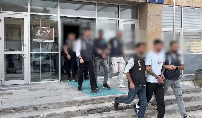 Gaziantep'in de aralarında olduğu dolandırıcılık operasyonu