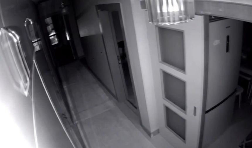 Gaziantep'te Korkutan Deprem Şiddetli Sarsıntı Kamerada
