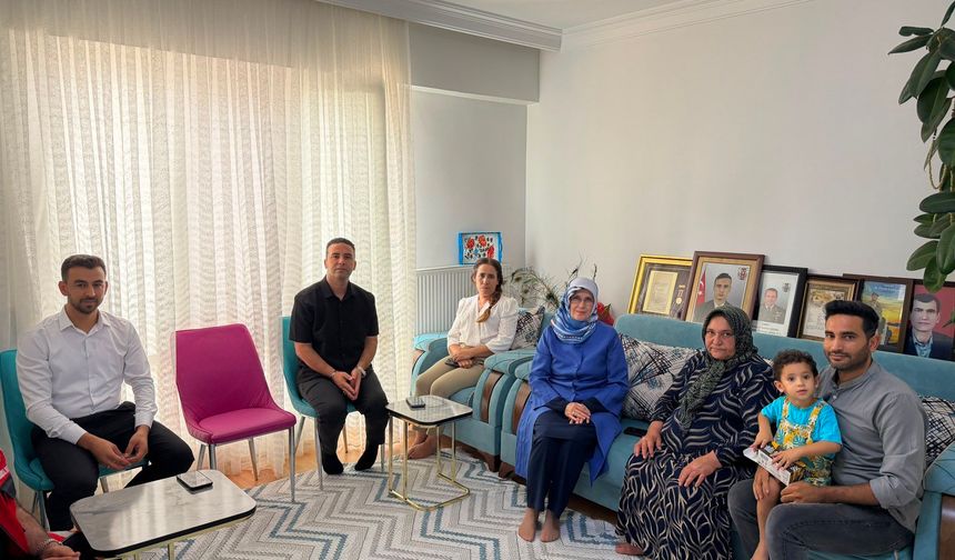 Gaziantep’te Şehitlerin Kapısı Tek Tek Çalındı