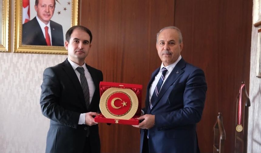 MHP heyeti ilçelerde temaslarda bulundu
