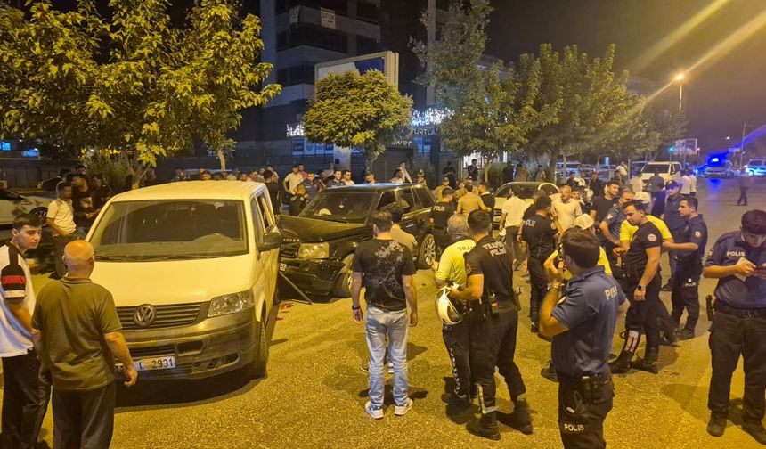 Polisin "Dur" İhtarına Uymayan Sürücü Dehşet Saçtı
