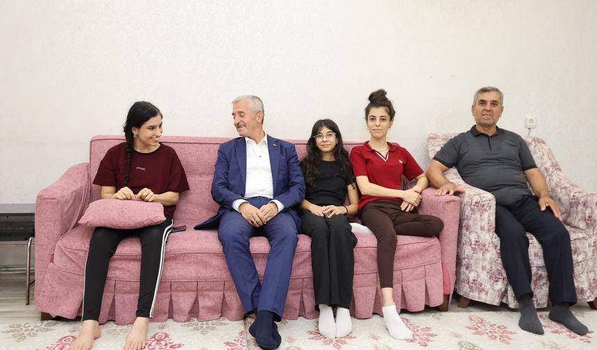 Tahmazoğlu’dan Vatandaşa Sürpriz Ziyaret