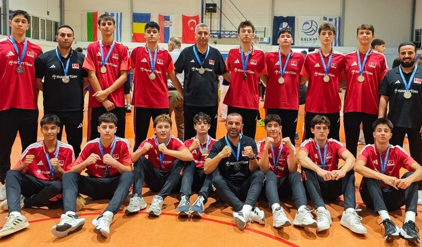 Yunanistan’da Balkan ikincisi olduk