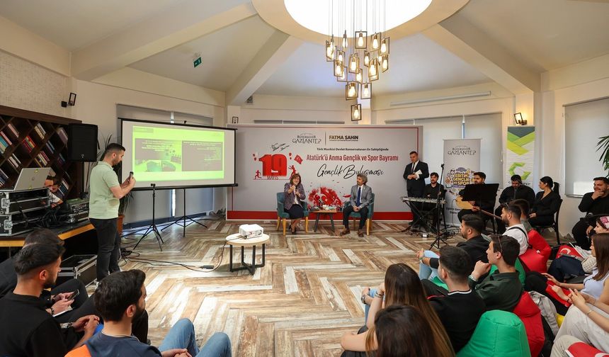 Gaziantep'te Öğrenciye Ulaşım Müjdesi