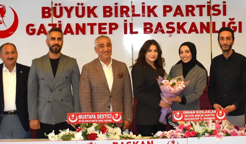 BBP Gaziantep Kadın Kollarında Bayrak Değişimi