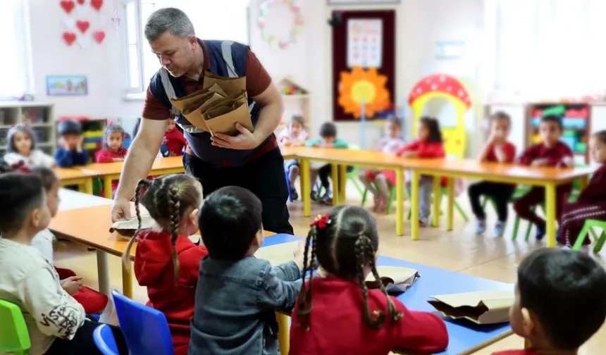 Gaziantep'te Miniklere Beslenme Desteği Başladı