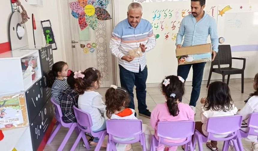 Deprem bölgesindeki çocuklar unutulmadı