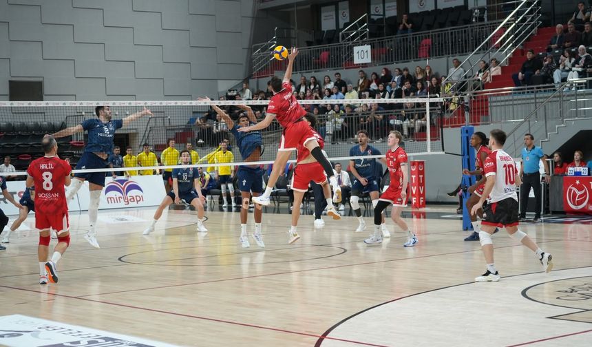 Kamil Ocak'ta Nefes Kesen Voleybol Maçı