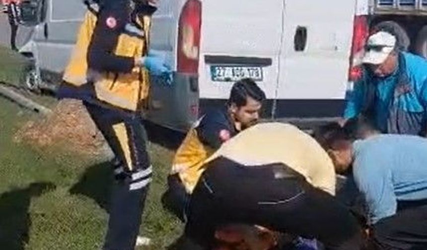 Gaziantep'te kavşakta otomobil ile kamyonet çarpıştı