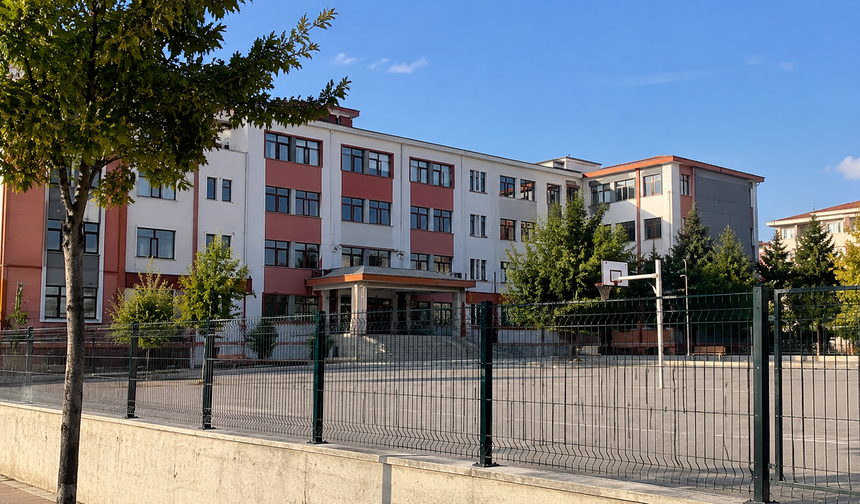 Gaziantep’teki Okul Müdürü Hakkındaki İddialara Açıklama