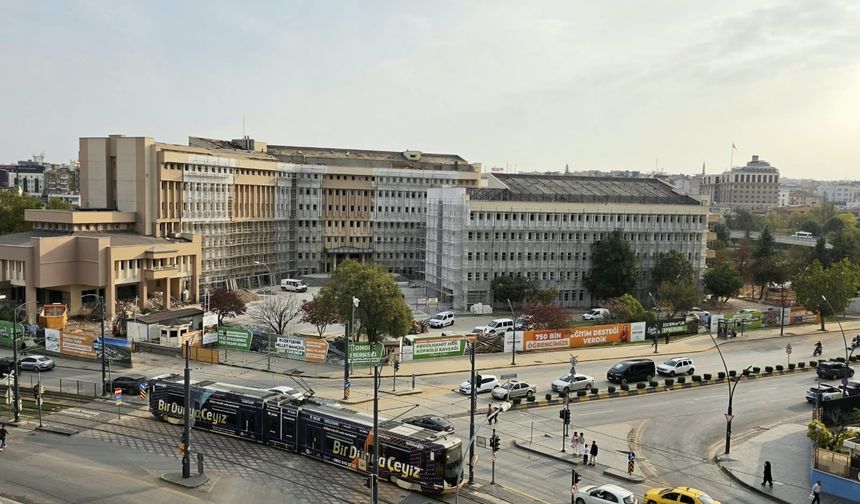 Gaziantep’te Eski Valilik Belediye Kampüsü Oluyor