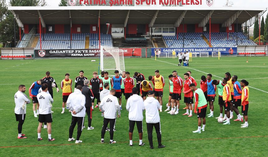 Gaziantep FK'da kongre kararı futbolcuları da sarstı