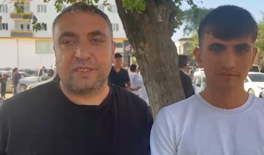 Baba Ve Oğul Omuz Omuza Sınava Girdi