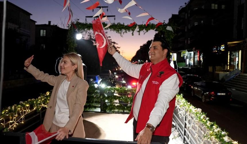 Yılmaz'dan 103 Araçlık Cumhuriyet Kortejine Davet