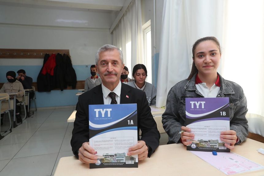 Şahinbey Belediyesi Öğrenci Ve Vatandaşlara 15.000.000 Kitap Dağıttı