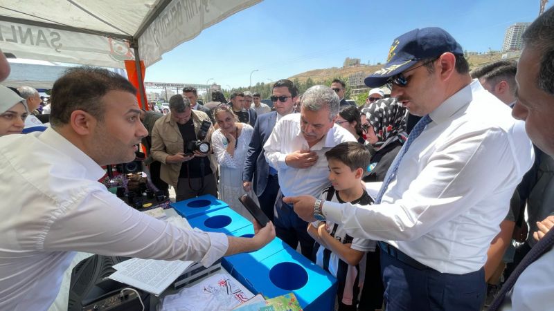 Deprem bölgesinde Dünya Çevre Günü kutlandı
