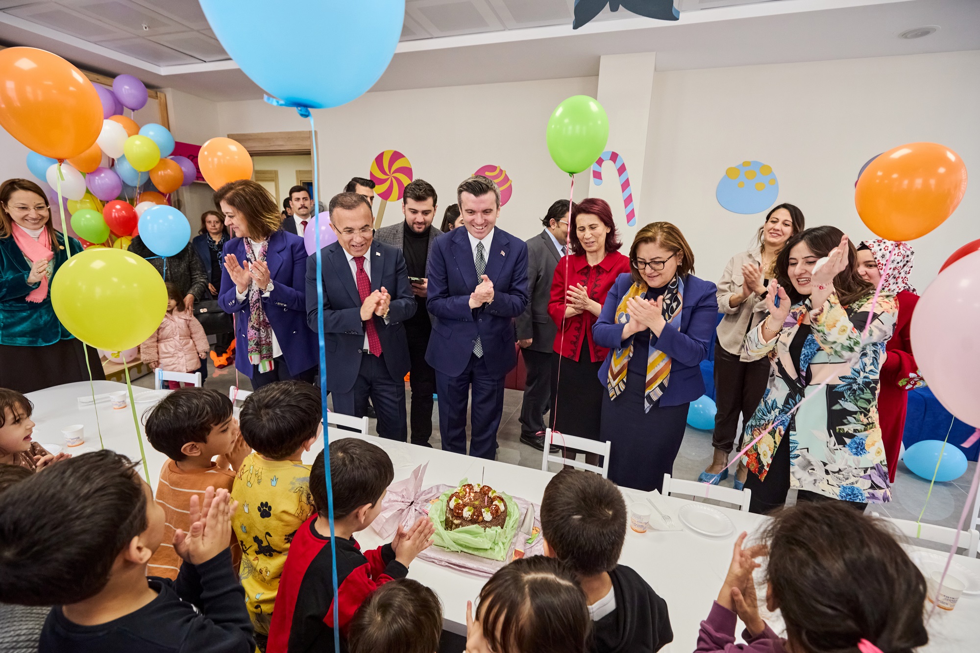 (Kiran Bebek Kütüphanesi̇ Türki̇ye’ni̇n Pek Çok Noktasinda İlham Olacak Kaynaği Olacak) (3)