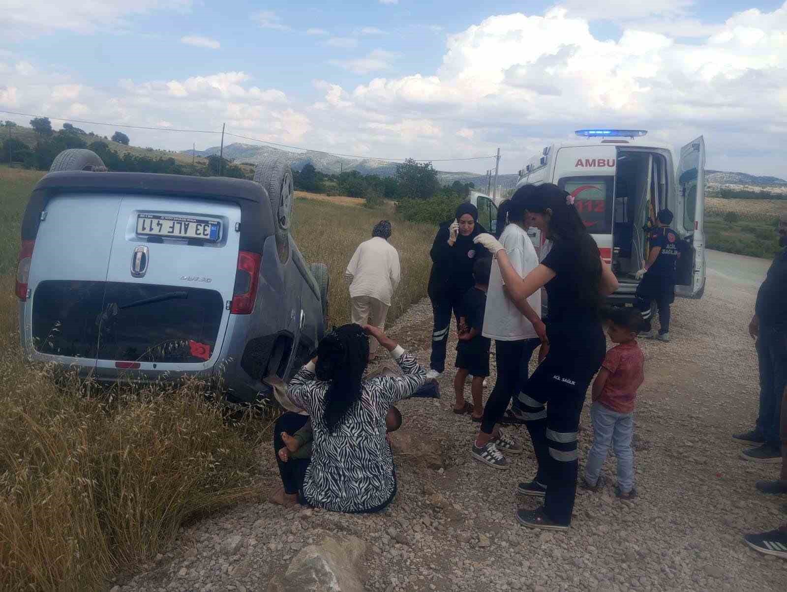 Diyarbakır Kontrolden Çıkan Araç Takla Attı, 4 Yaralı