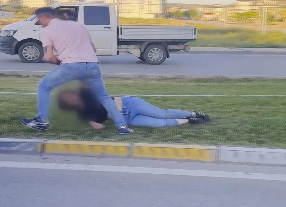 Aksaray Kadına Şiddet Kadını Sürükleye Sürükleye Araca Götürdü-1