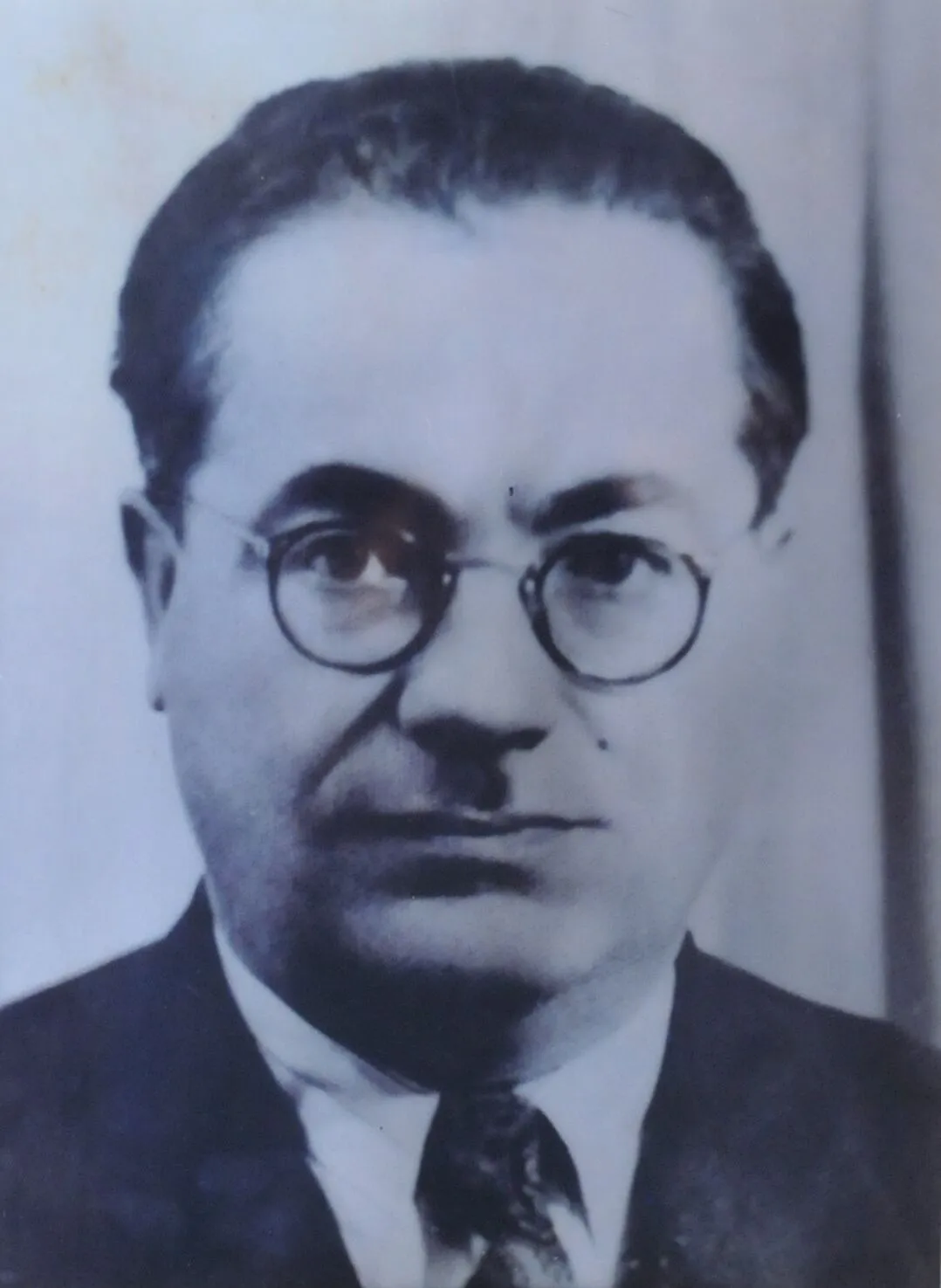 Rauf Cavit Kınay