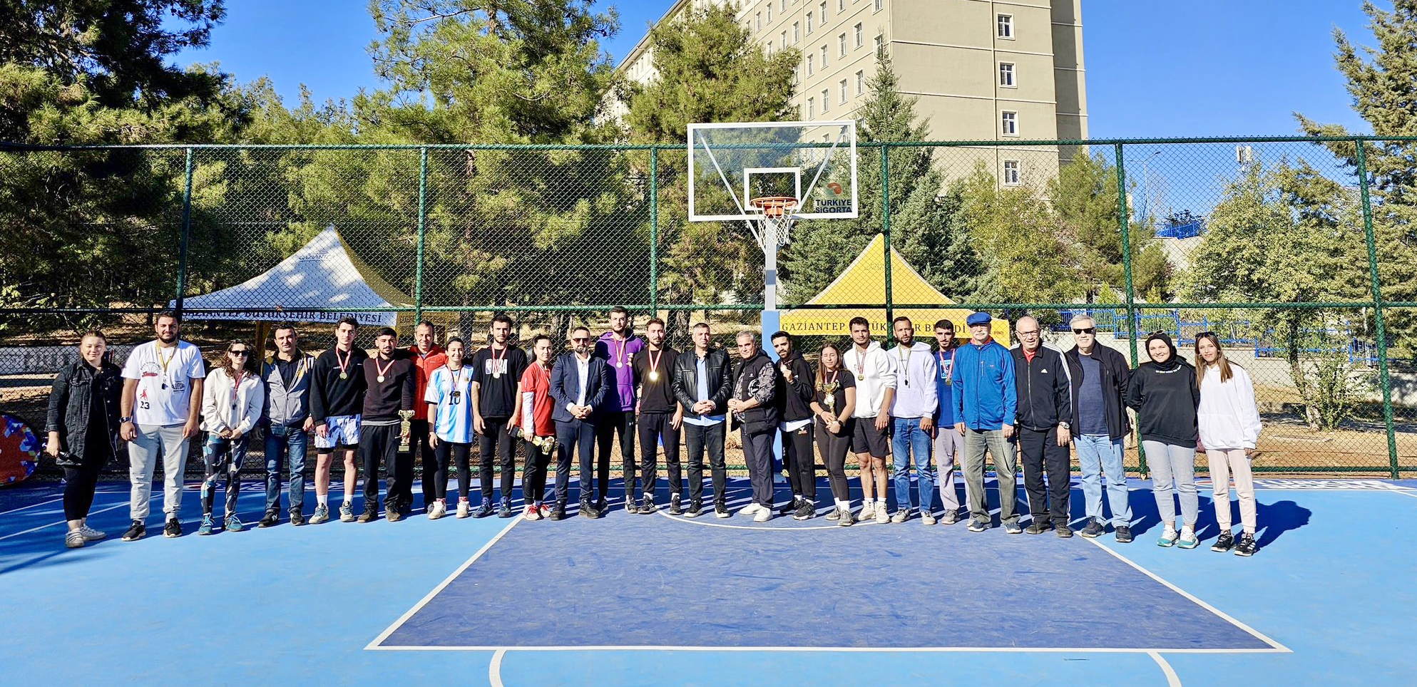 Cumhuri̇yet Bayrami Etki̇nli̇kleri̇ Kapsaminda Gaün’de Basketbol Turnuvasi Düzenlendi̇ (4)